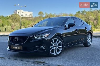 Седан Mazda 6 2015 в Днепре