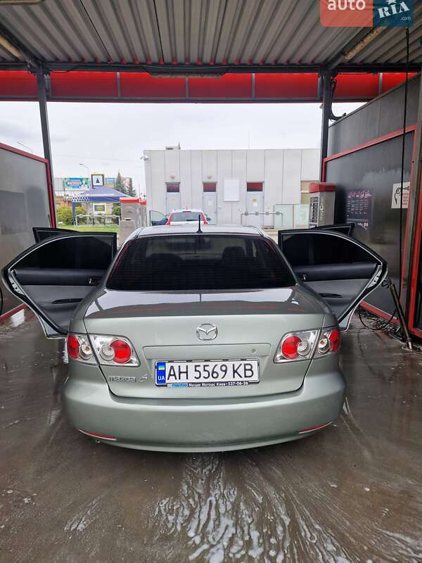 Mazda 6 2004