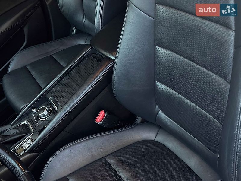 Седан Mazda 6 2015 в Полтаві