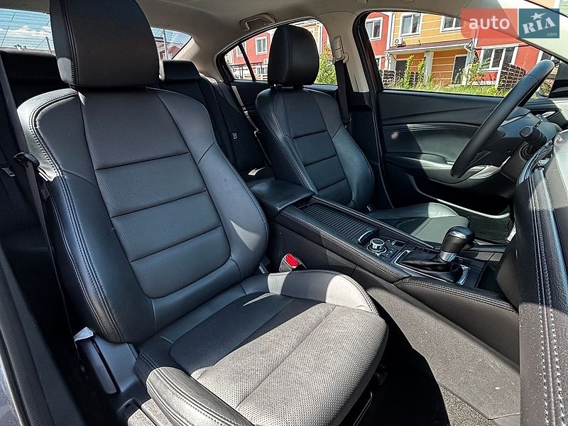 Седан Mazda 6 2016 в Белогородке