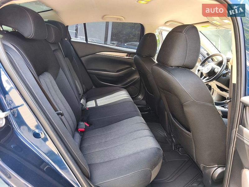 Седан Mazda 6 2018 в Днепре