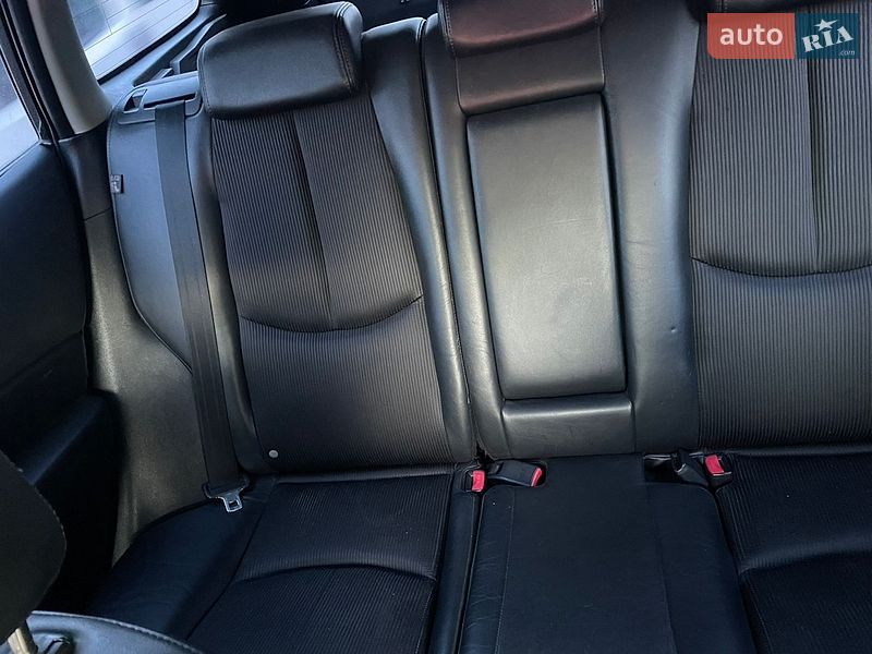 Універсал Mazda 6 2011 в Фастові