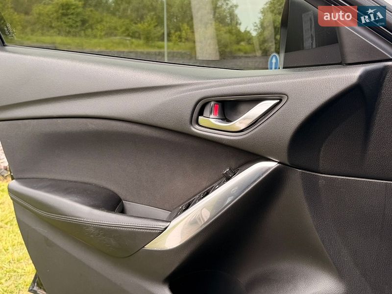 Седан Mazda 6 2013 в Львове