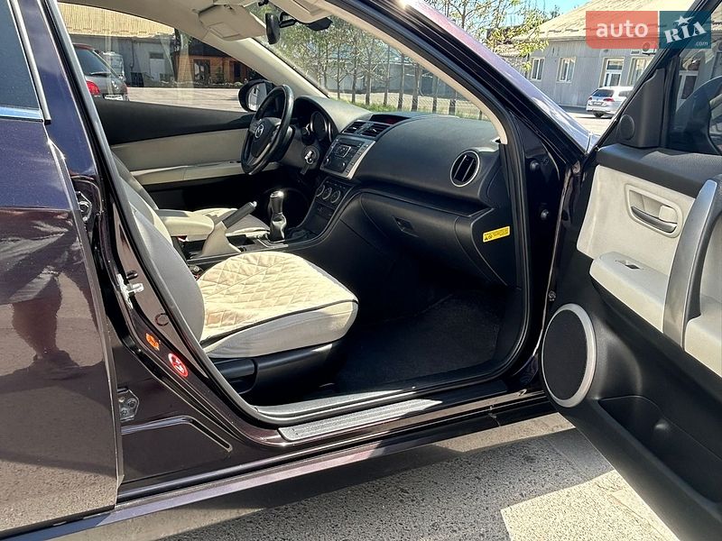 Седан Mazda 6 2008 в Тернополе