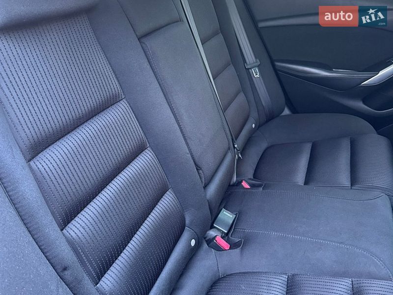 Седан Mazda 6 2015 в Киеве