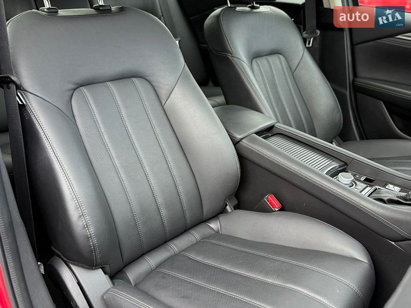 Седан Mazda 6 2021 в Луцке