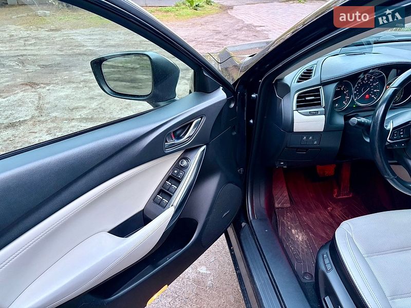 Седан Mazda 6 2017 в Харькове