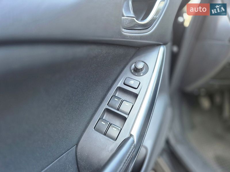 Универсал Mazda 6 2014 в Житомире
