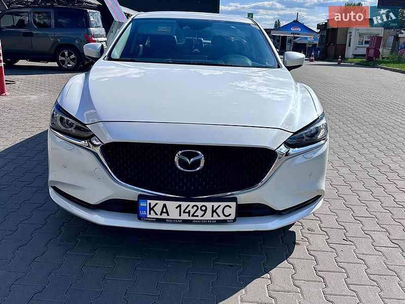 Седан Mazda 6 2019 в Киеве