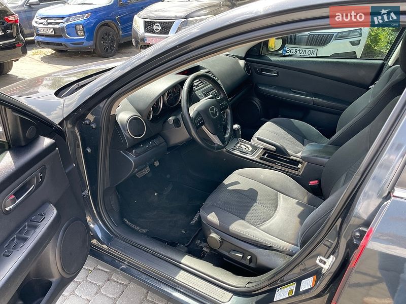 Седан Mazda 6 2011 в Львові