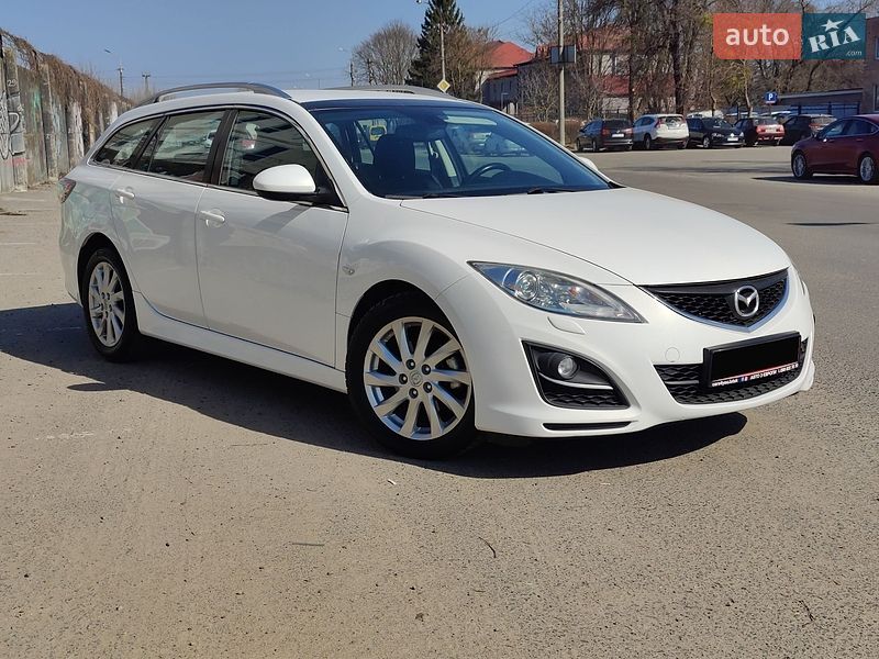 Универсал Mazda 6 2010 в Луцке