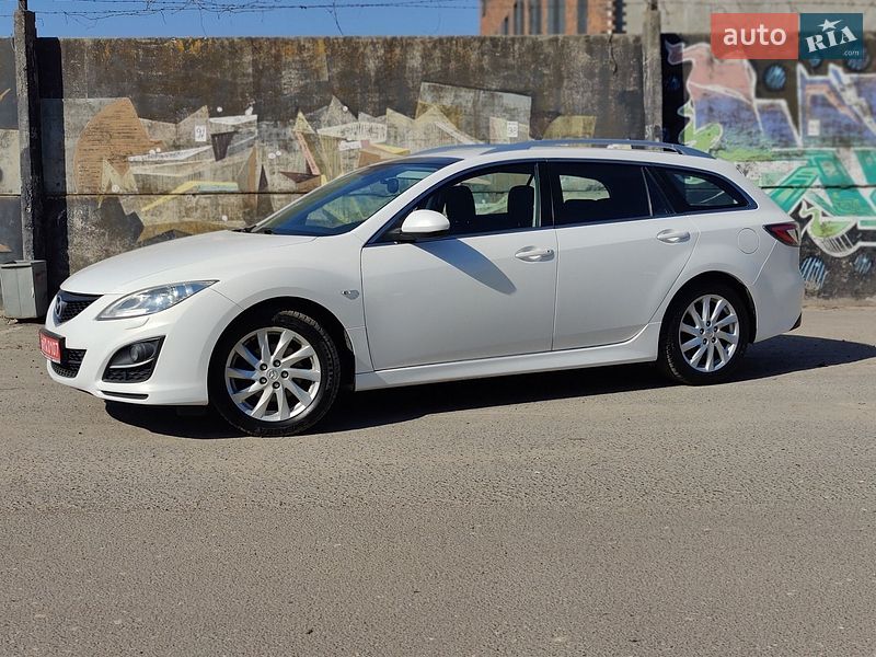 Универсал Mazda 6 2010 в Луцке