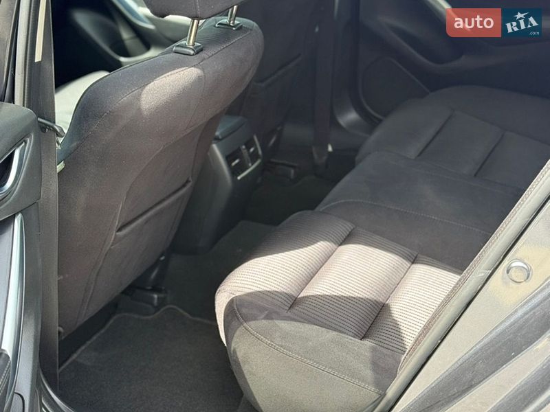 Седан Mazda 6 2013 в Сокале