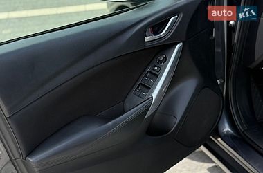 Седан Mazda 6 2013 в Сокале
