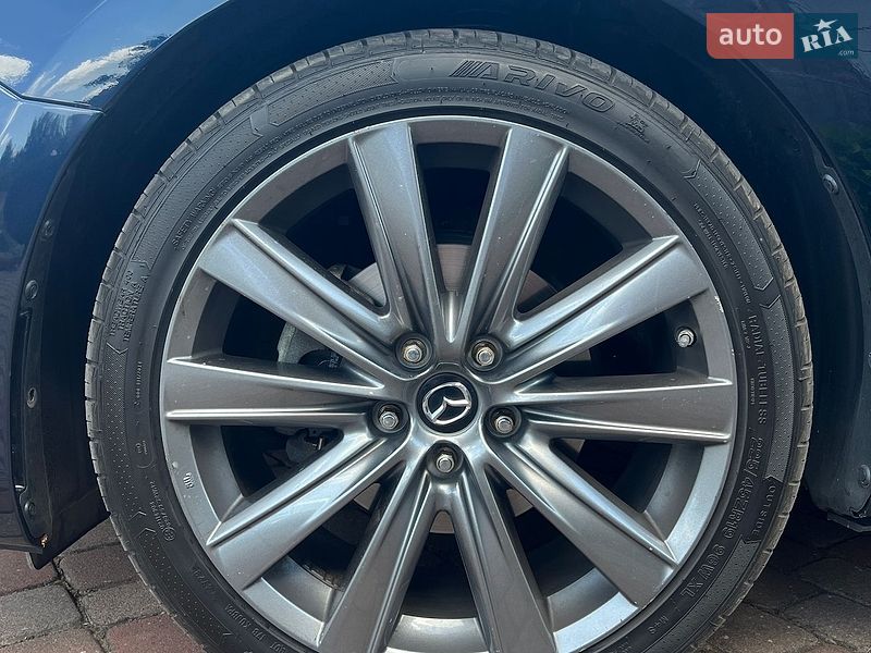 Седан Mazda 6 2018 в Львове