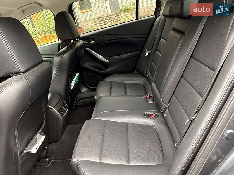 Седан Mazda 6 2016 в Киеве
