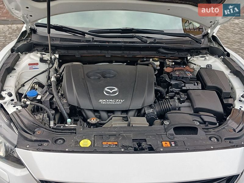Седан Mazda 6 2013 в Нетешине