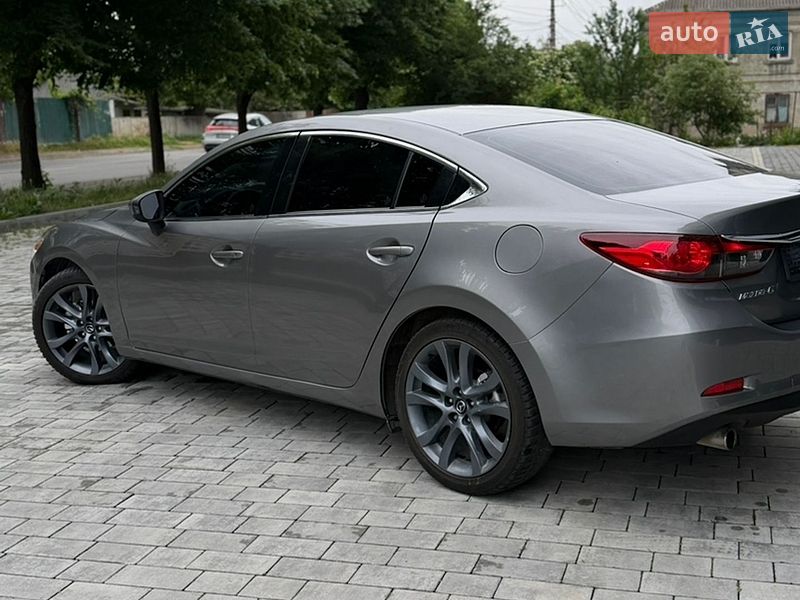 Седан Mazda 6 2013 в Черновцах