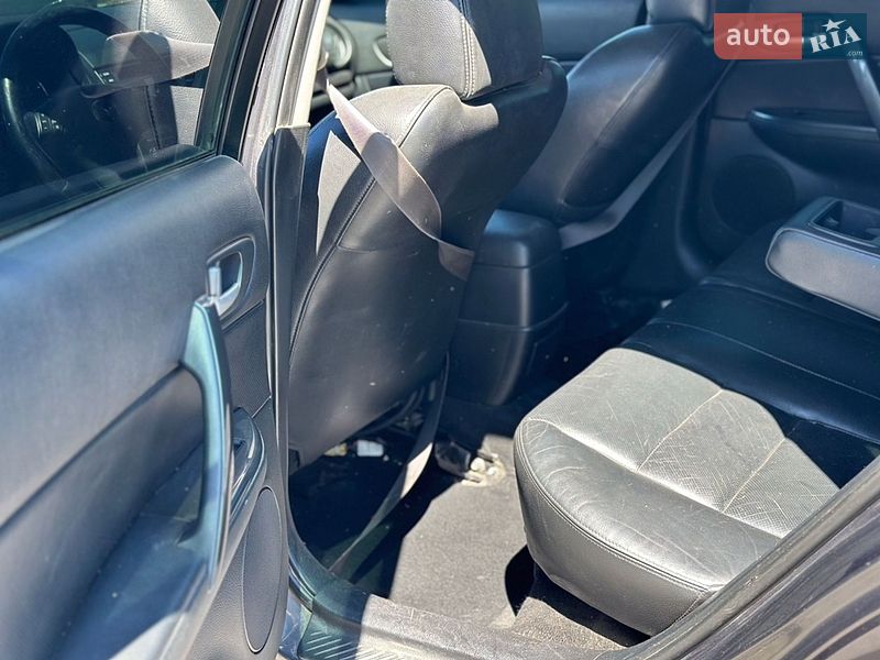 Универсал Mazda 6 2006 в Жовкве