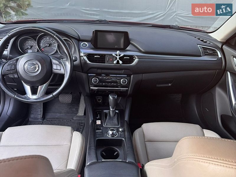 Седан Mazda 6 2015 в Киеве