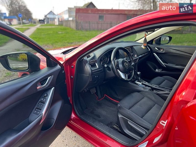 Седан Mazda 6 2014 в Миргороде