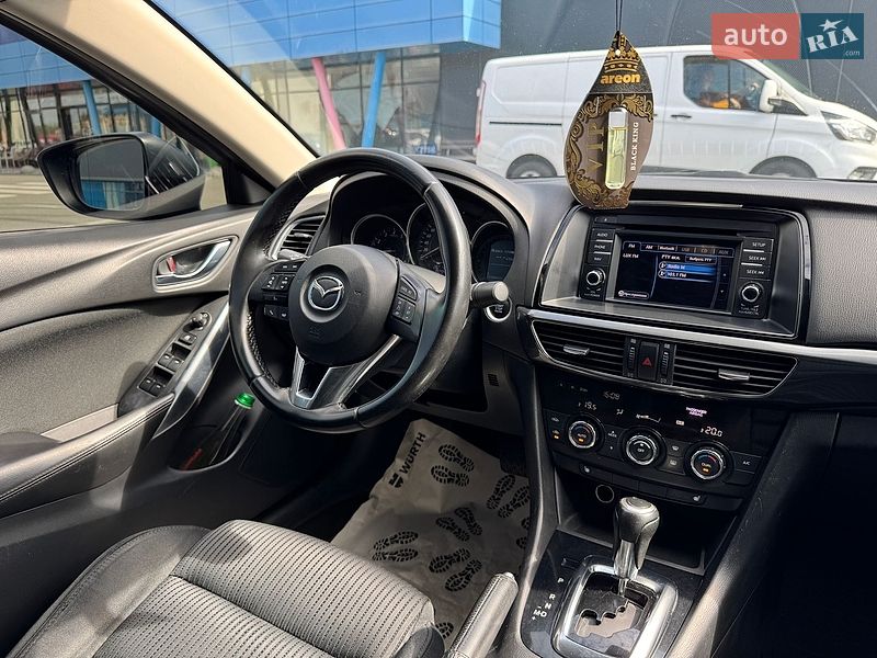 Седан Mazda 6 2014 в Киеве