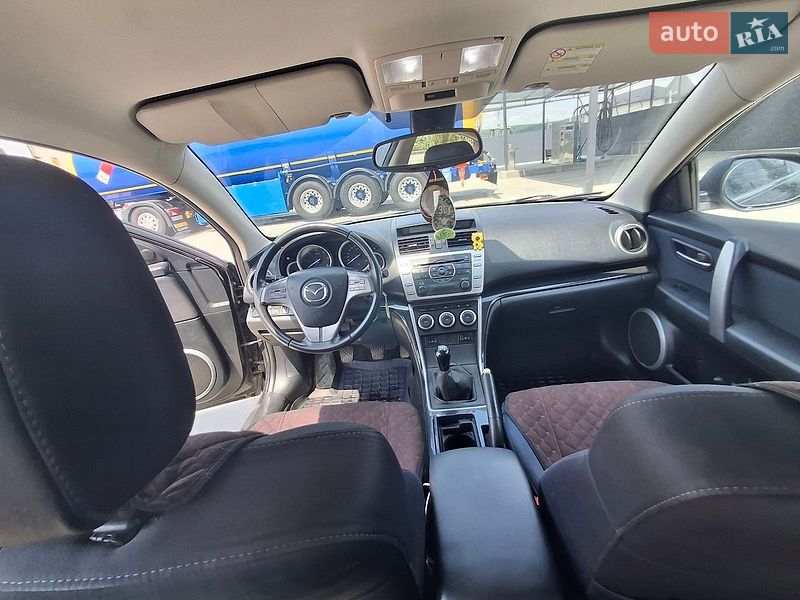 Лифтбек Mazda 6 2009 в Ужгороде