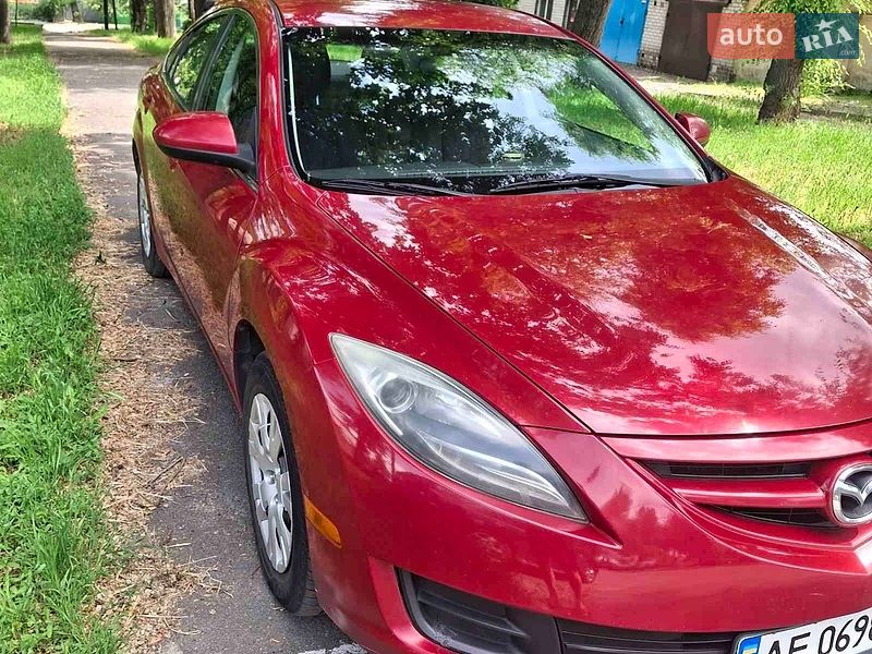 Седан Mazda 6 2010 в Днепре