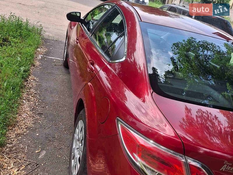 Седан Mazda 6 2010 в Днепре