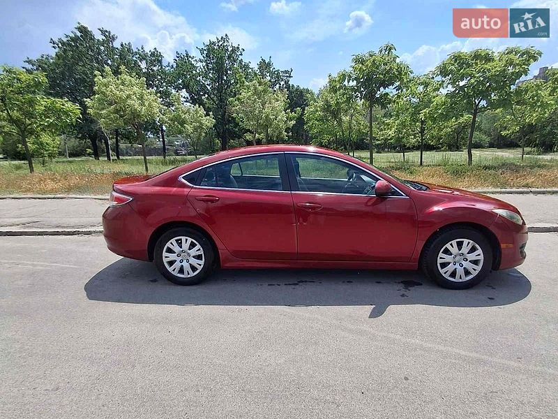 Седан Mazda 6 2010 в Днепре