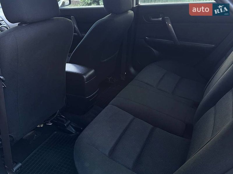 Седан Mazda 6 2006 в Днепре