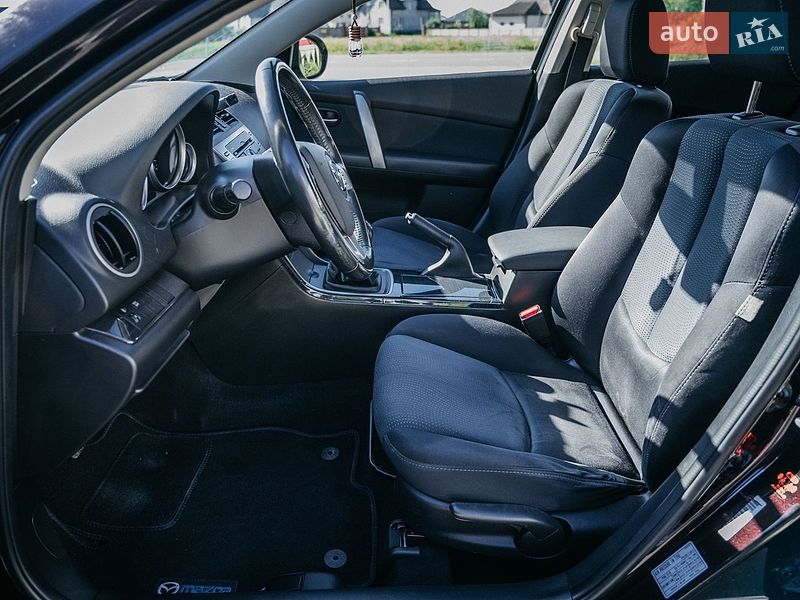 Универсал Mazda 6 2008 в Луцке