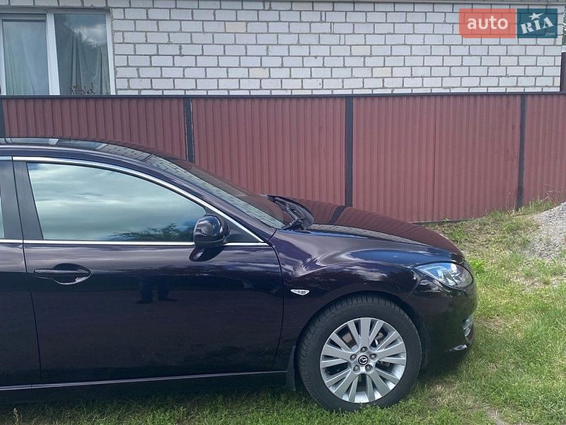 Седан Mazda 6 2008 в Казатине
