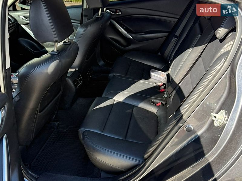Седан Mazda 6 2014 в Полтаві