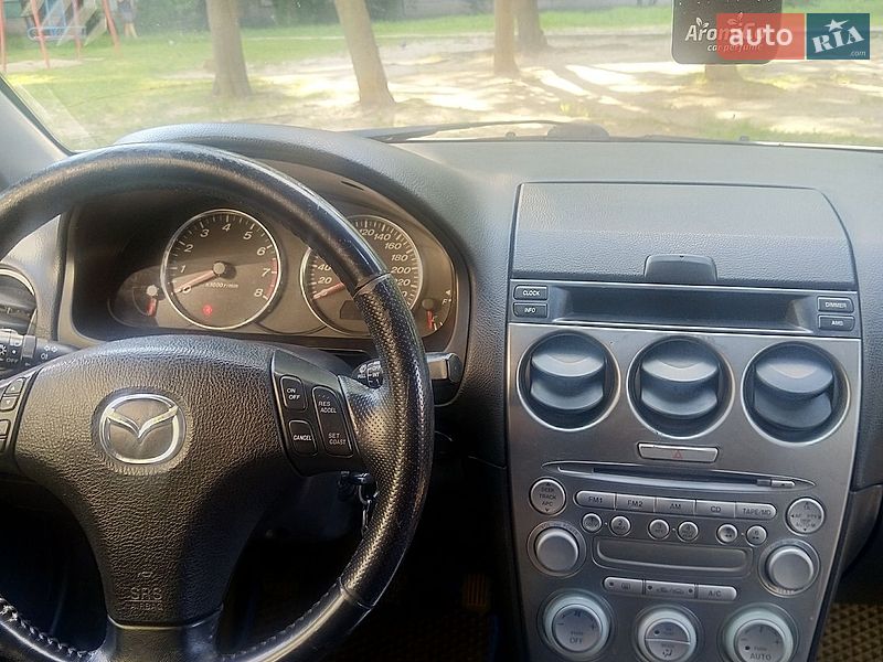 Лифтбек Mazda 6 2004 в Киеве