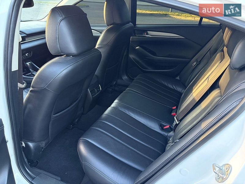 Седан Mazda 6 2018 в Рівному