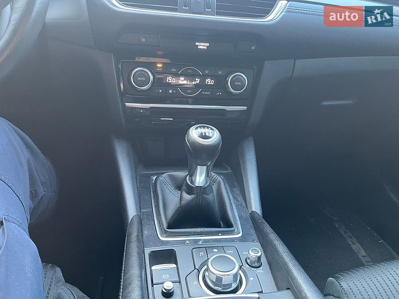 Седан Mazda 6 2016 в Житомирі