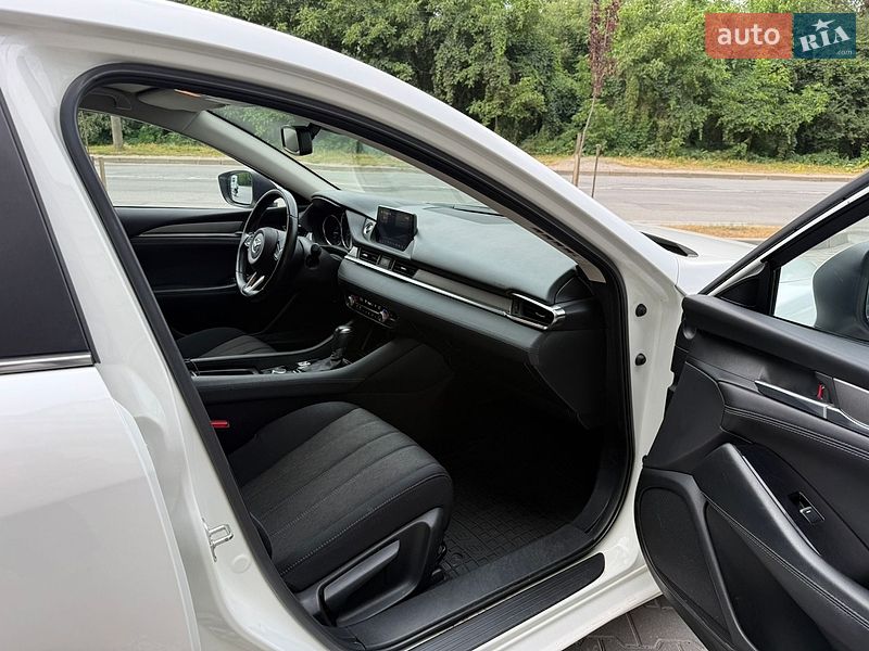 Седан Mazda 6 2021 в Хмельницком