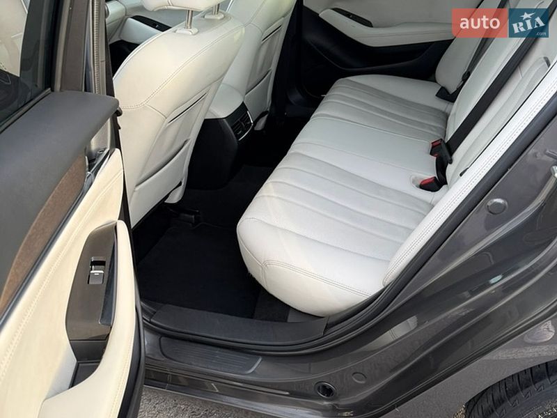Седан Mazda 6 2019 в Львове