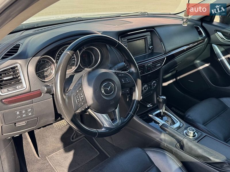 Седан Mazda 6 2013 в Киеве