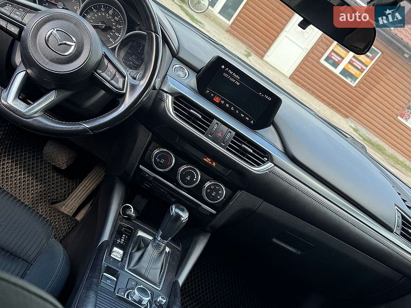 Седан Mazda 6 2016 в Житомире