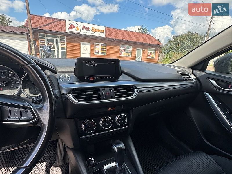 Седан Mazda 6 2016 в Житомире