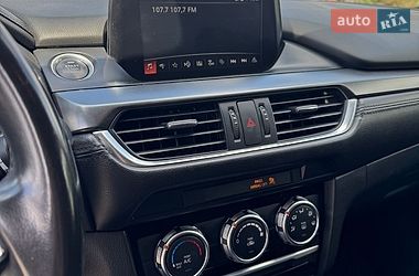 Седан Mazda 6 2016 в Житомире