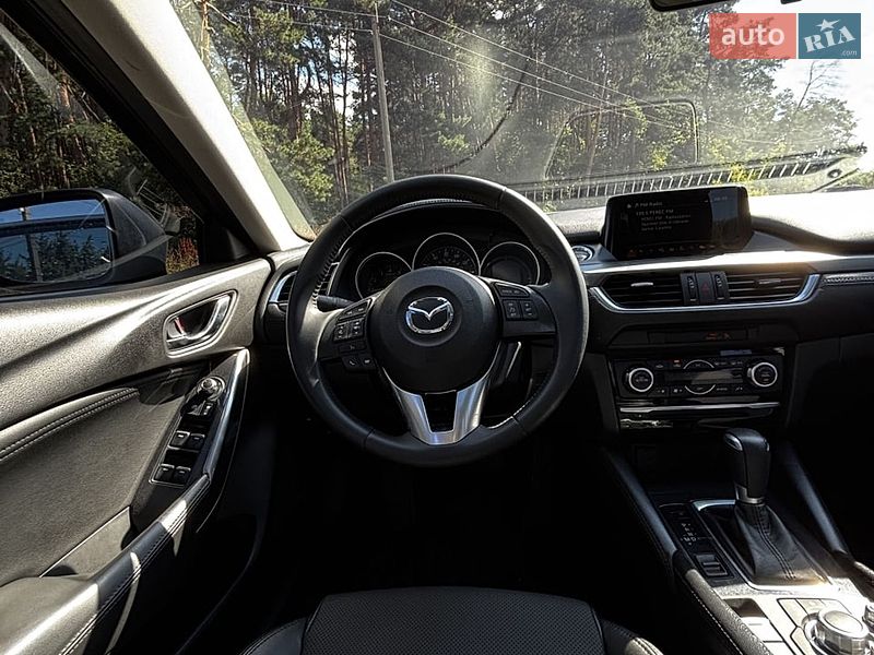 Седан Mazda 6 2016 в Белогородке