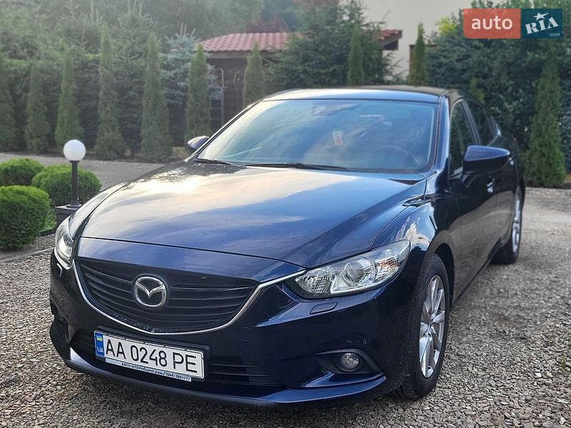Седан Mazda 6 2016 в Старому Самборі