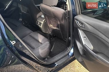 Седан Mazda 6 2016 в Старому Самборі