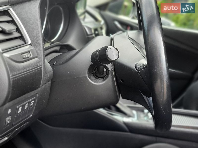 Седан Mazda 6 2016 в Старому Самборі