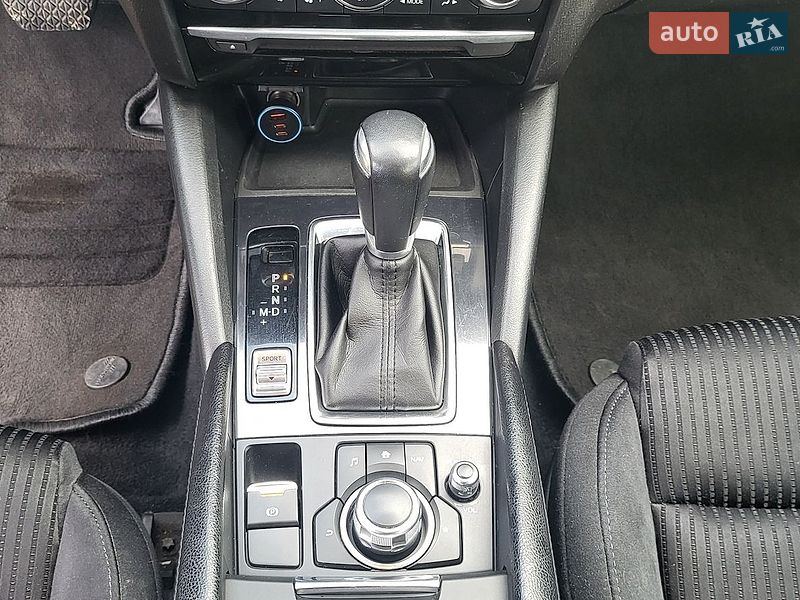 Седан Mazda 6 2016 в Старому Самборі