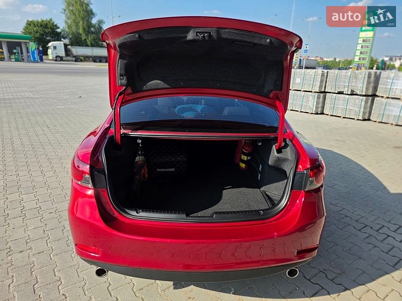 Седан Mazda 6 2014 в Тернополе