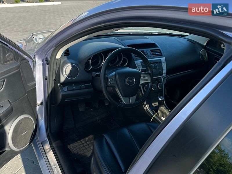Седан Mazda 6 2009 в Умані